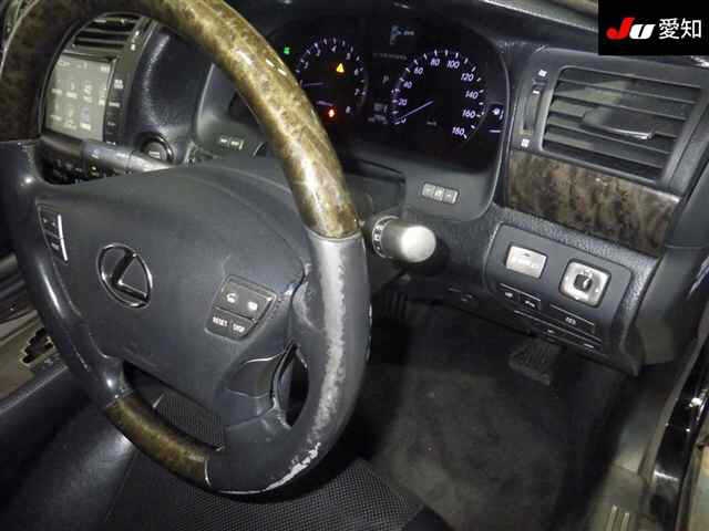 LEXUS LS460