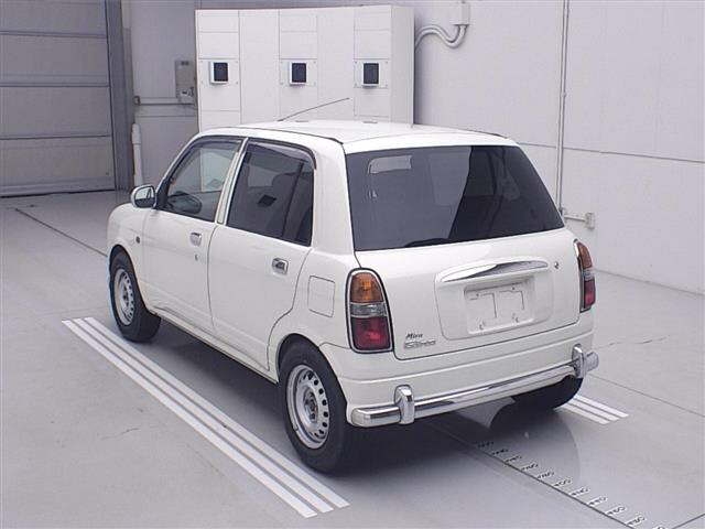 DAIHATSU MIRA GINO