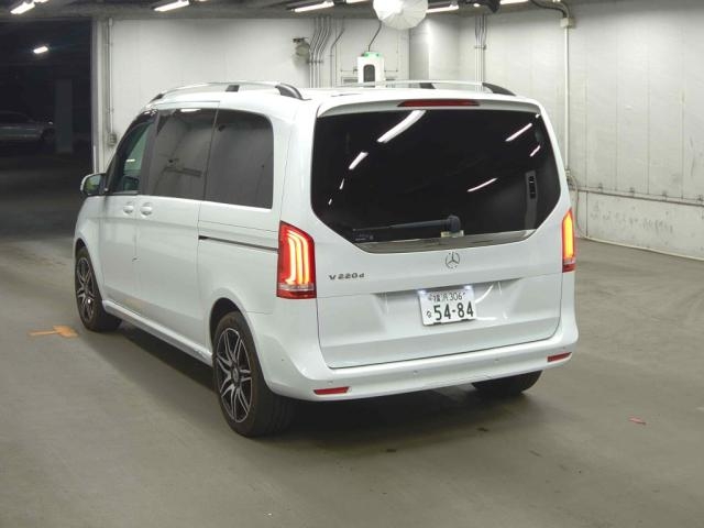 MERCEDES-BENZ V-CLASS