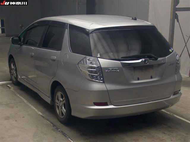 HONDA FIT SHUTTLE