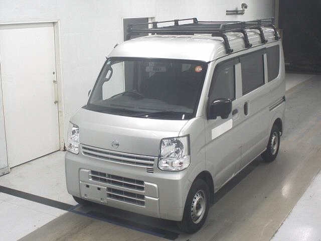 NISSAN NV100 CLIPPER