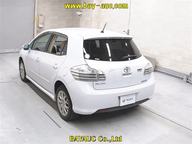 TOYOTA BLADE