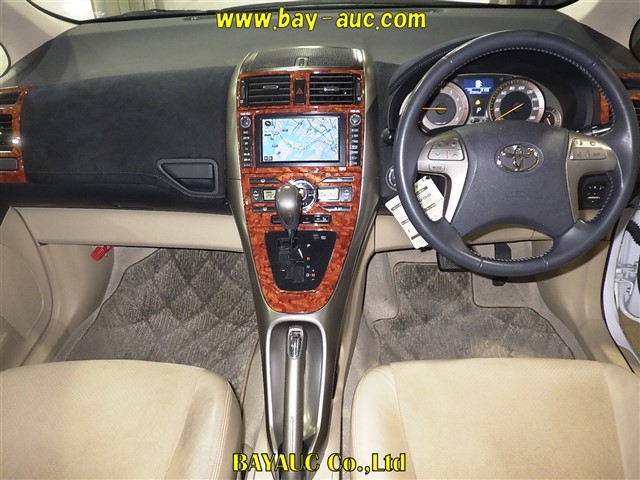 TOYOTA BLADE
