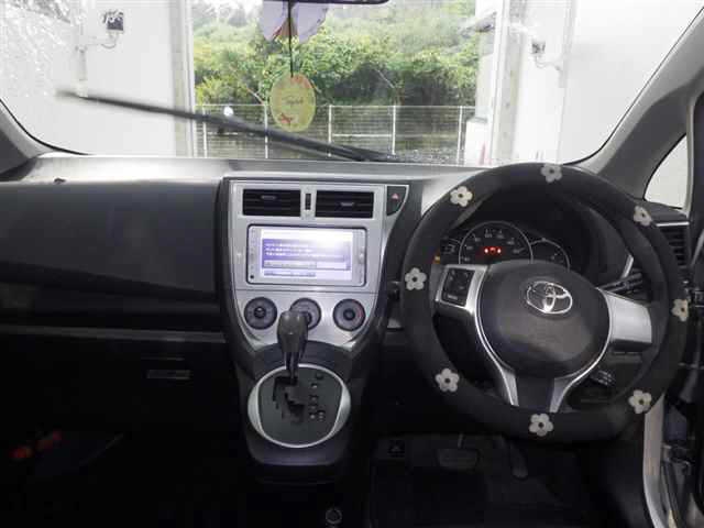 TOYOTA RACTIS