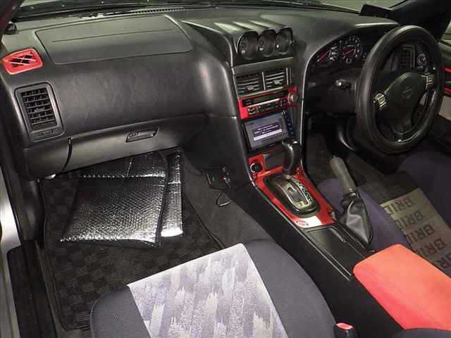 NISSAN SKYLINE