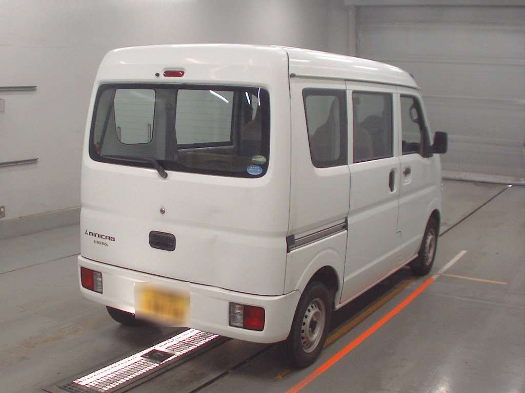 MITSUBISHI MINICAB