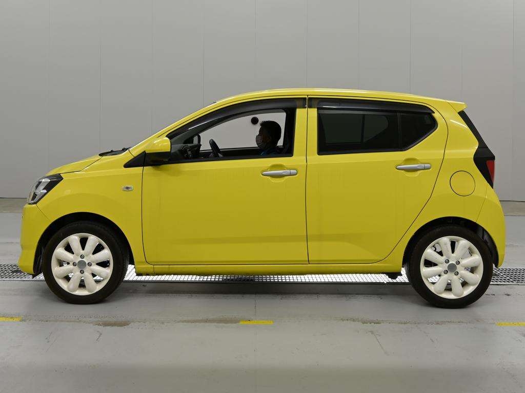 TOYOTA PIXIS EPOCH