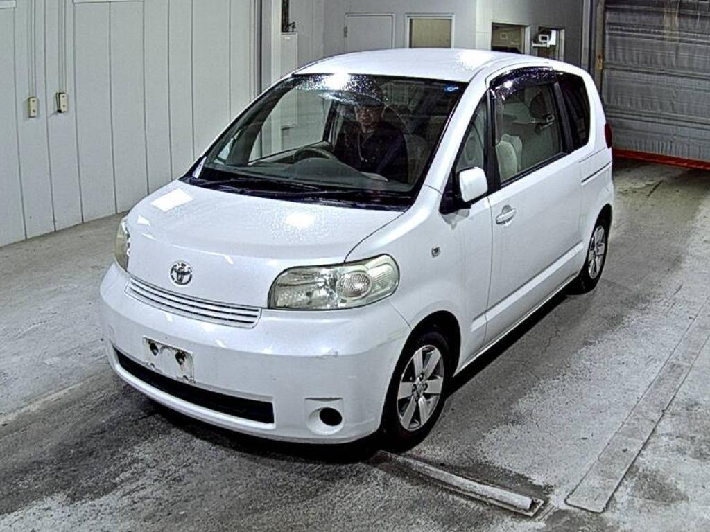 TOYOTA PORTE
