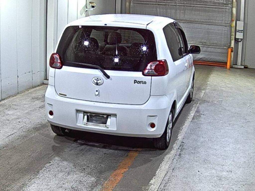 TOYOTA PORTE