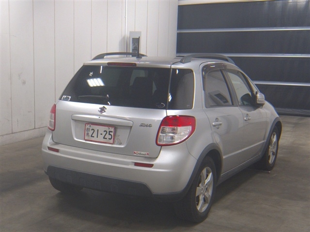 SUZUKI SX4
