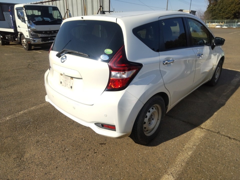 NISSAN NOTE