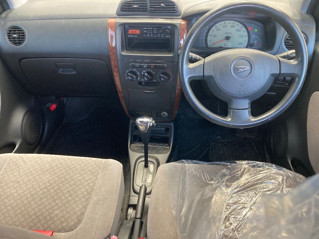 DAIHATSU MIRA AVY