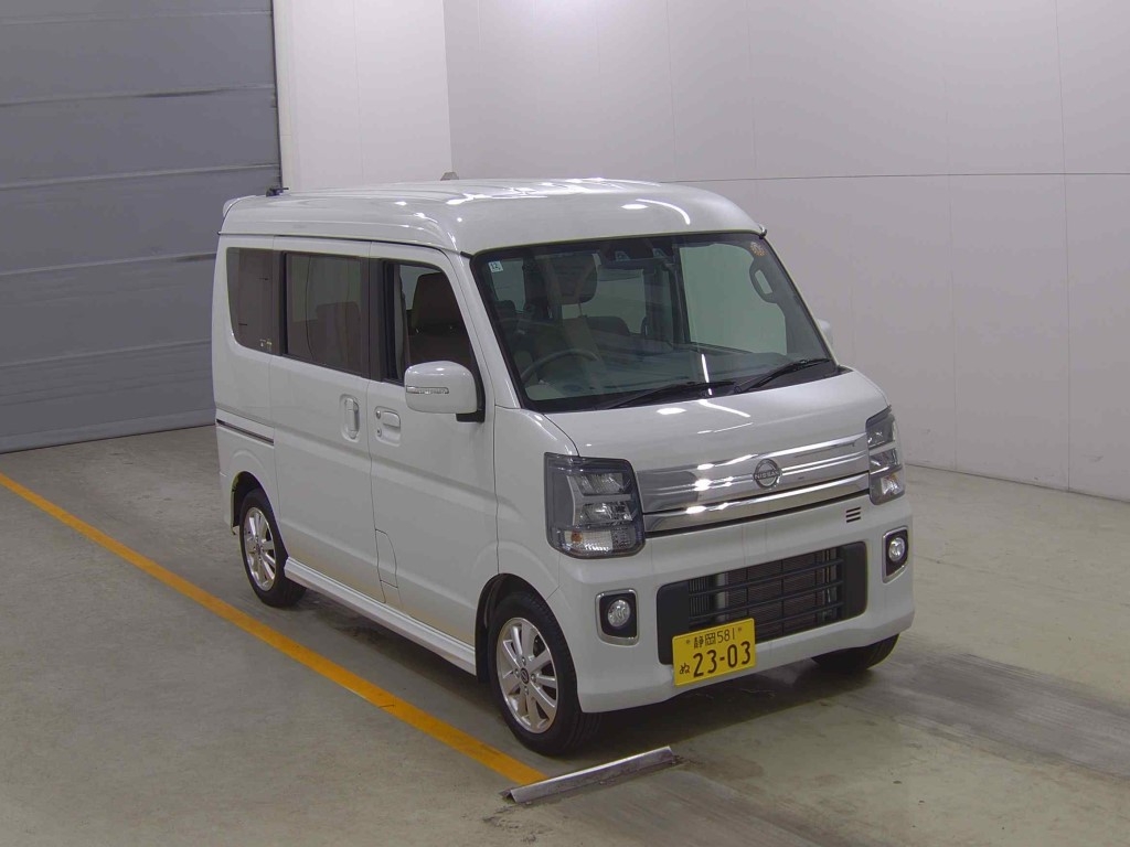 NISSAN NV100 CLIPPER