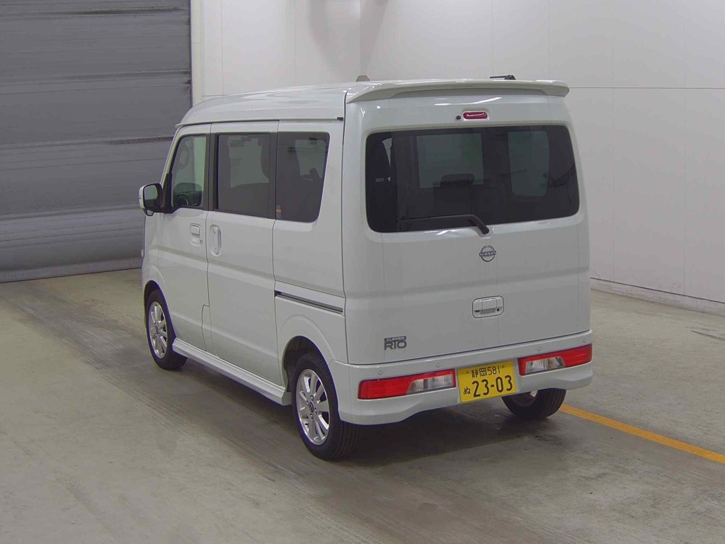 NISSAN NV100 CLIPPER