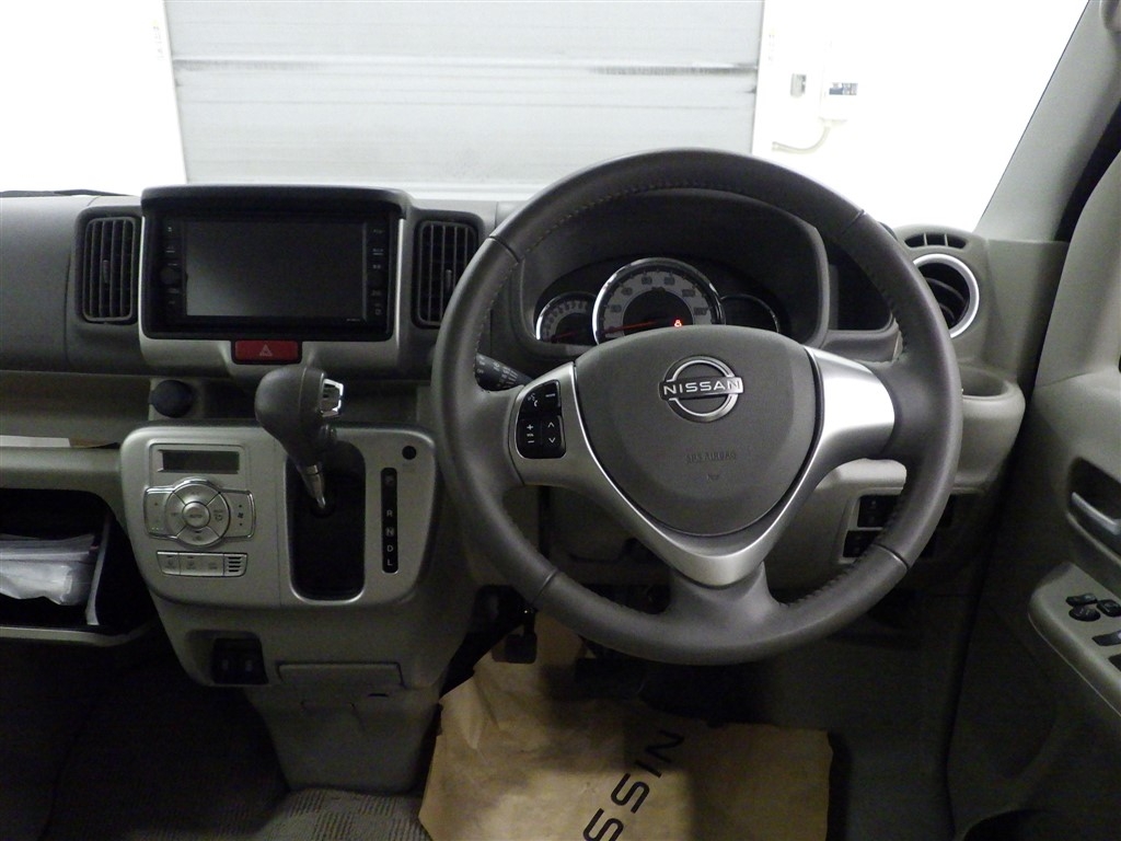 NISSAN NV100 CLIPPER