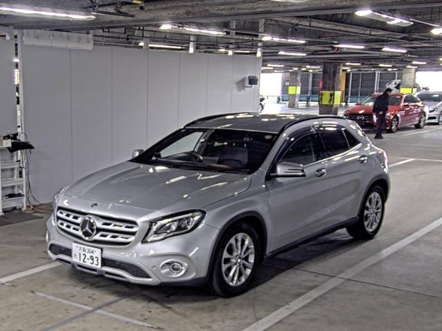 MERCEDES-BENZ GLA-CLASS