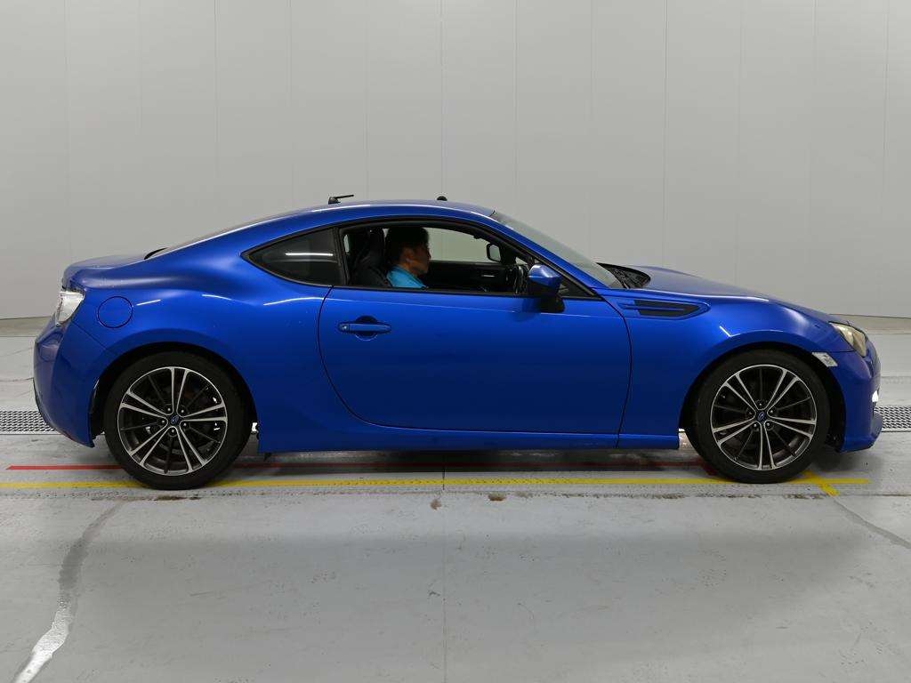 SUBARU BRZ