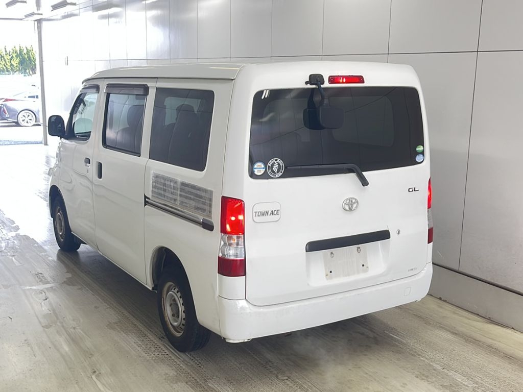TOYOTA LITE ACE