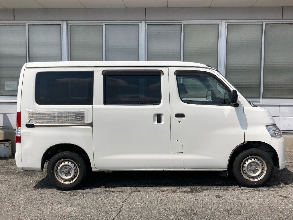 TOYOTA LITE ACE