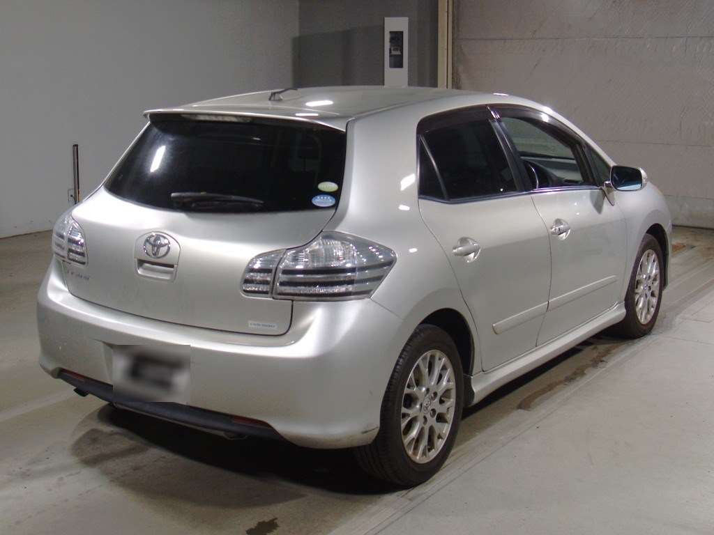 TOYOTA BLADE