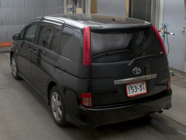 TOYOTA ISIS