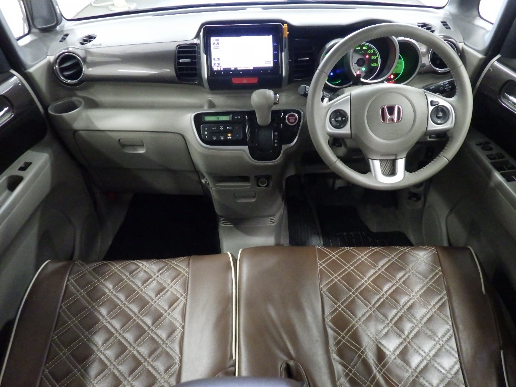 HONDA N-BOX+
