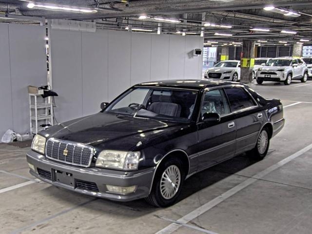 TOYOTA CROWN MAJESTA