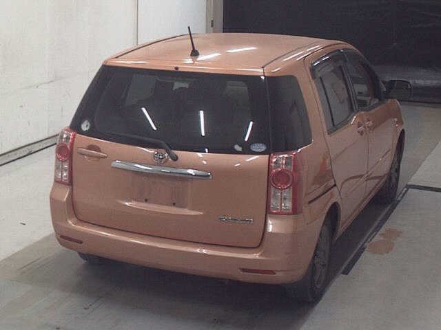 TOYOTA RAUM