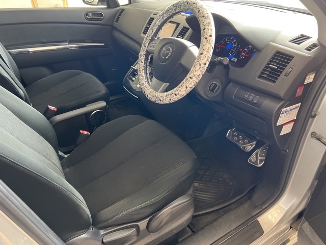 MAZDA MPV