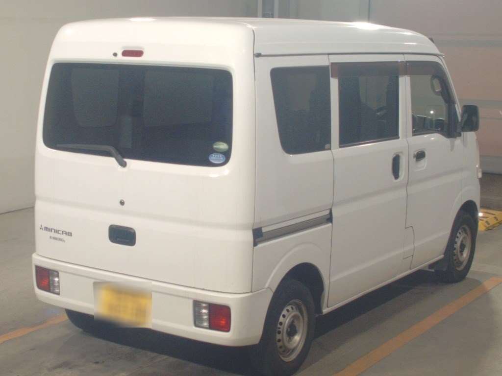MITSUBISHI MINICAB