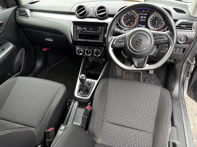 SUZUKI SWIFT
