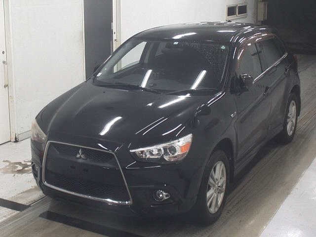 MITSUBISHI RVR