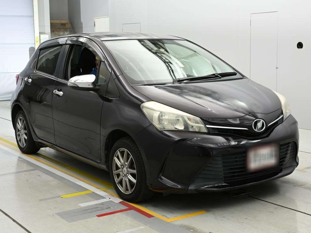 TOYOTA VITZ