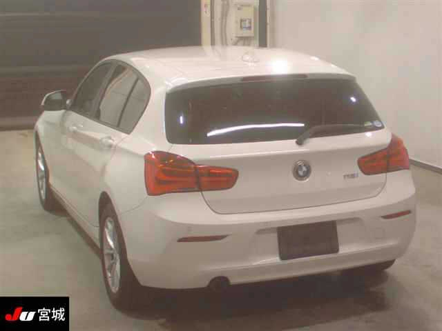 BMW 1-SERIES