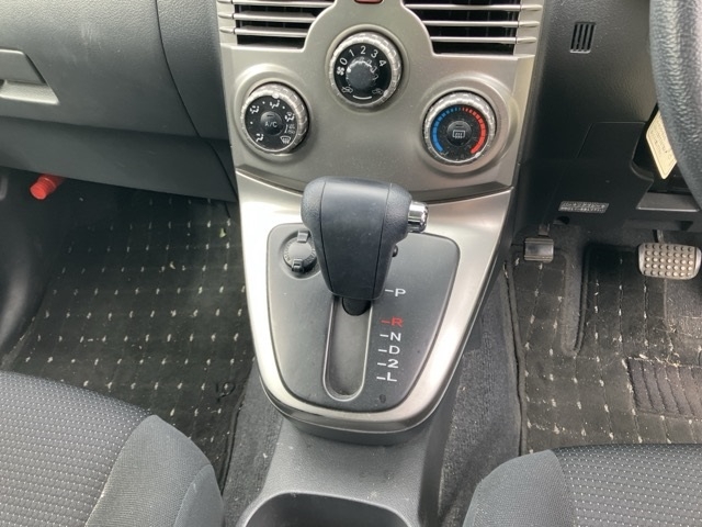 TOYOTA RUSH