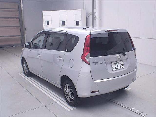 TOYOTA PASSO SETTE