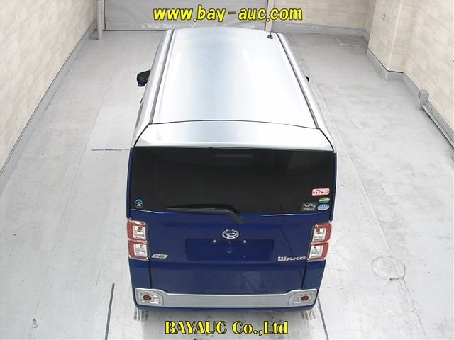 DAIHATSU WAKE