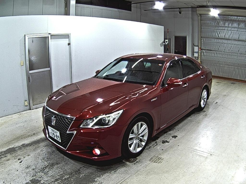 TOYOTA CROWN