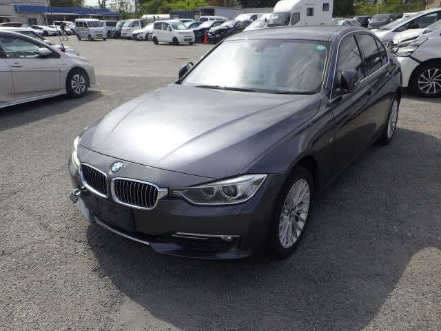 BMW 3-SERIES