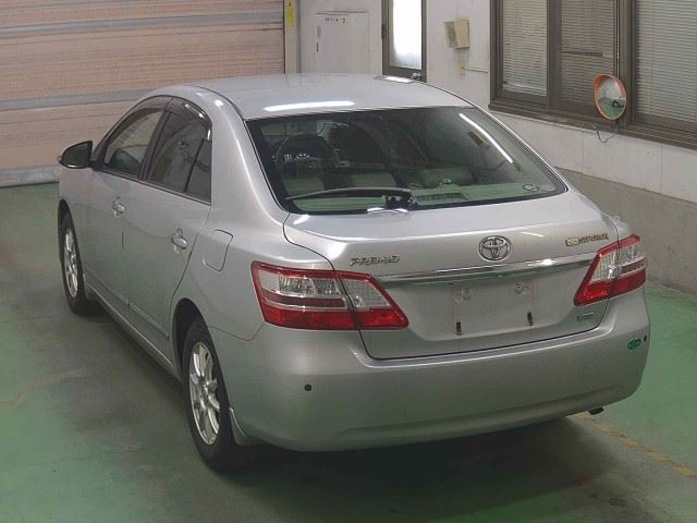 TOYOTA PREMIO
