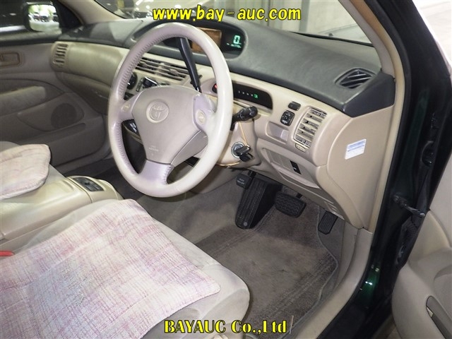 TOYOTA VISTA ARDEO