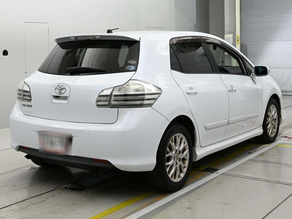 TOYOTA BLADE