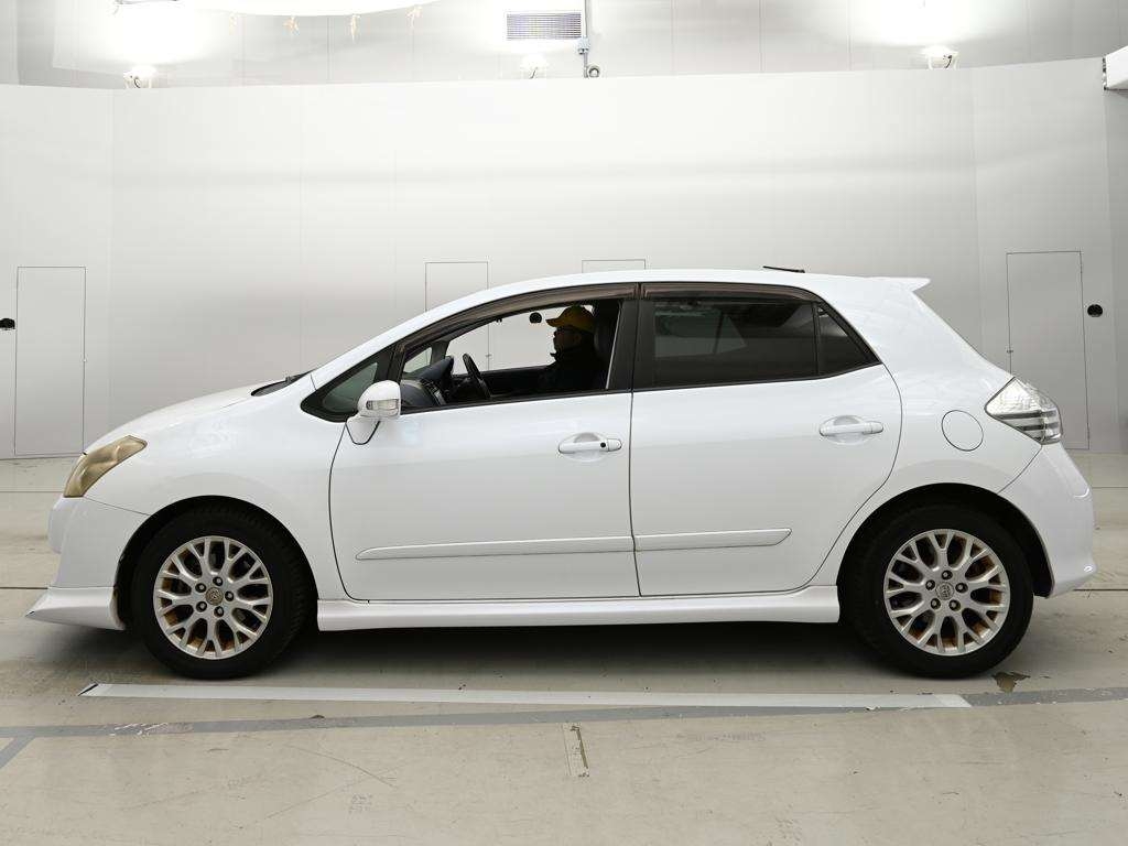 TOYOTA BLADE