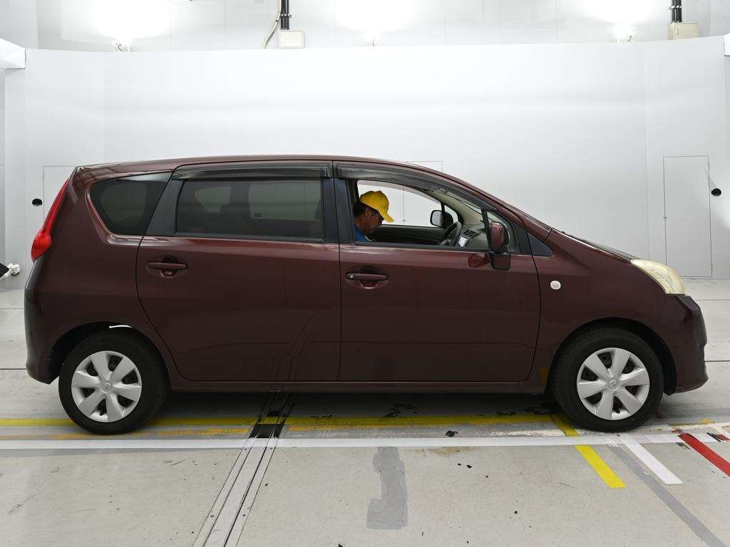 TOYOTA PASSO SETTE