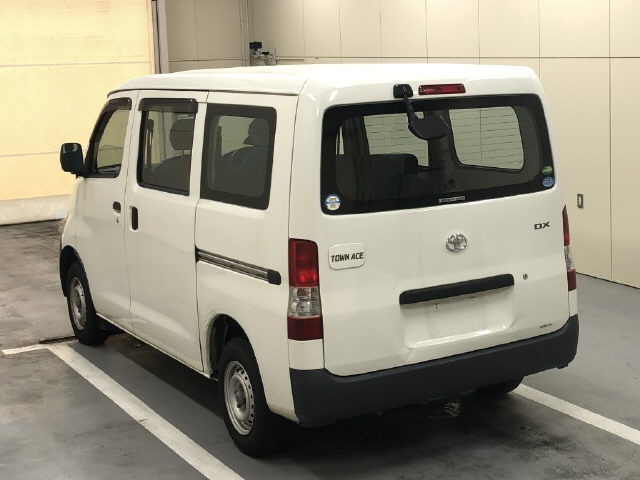 TOYOTA TOWN ACE