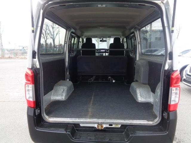 NISSAN NV350 CARAVAN