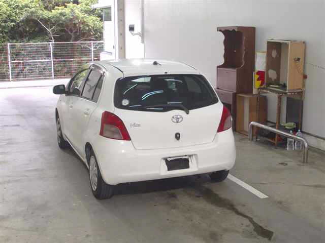 TOYOTA VITZ