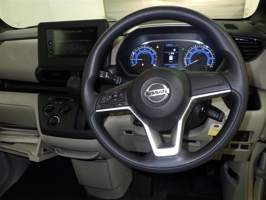 NISSAN ROOX