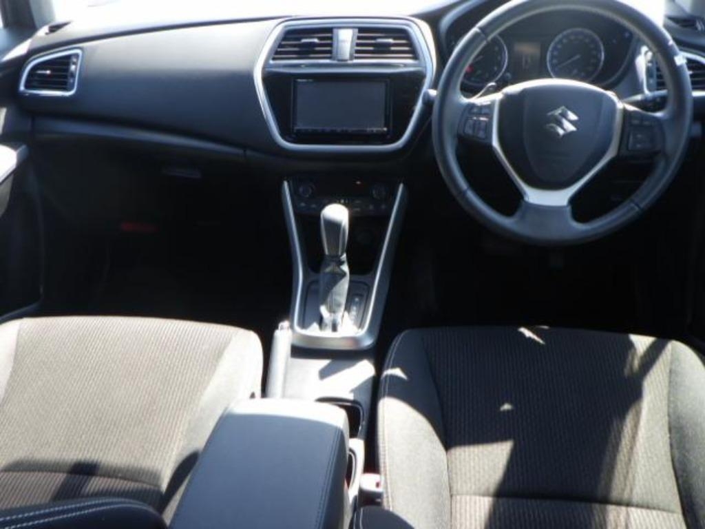 SUZUKI SX4