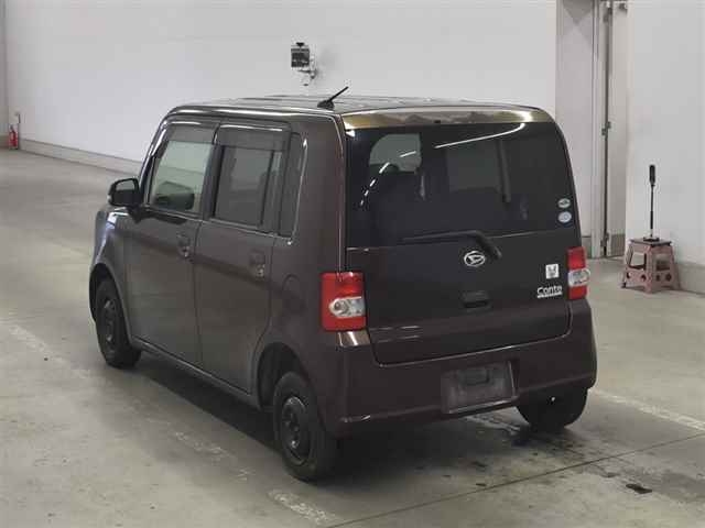 DAIHATSU MOVE CONTE